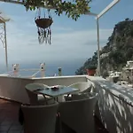 Little Flower Guest house Positano